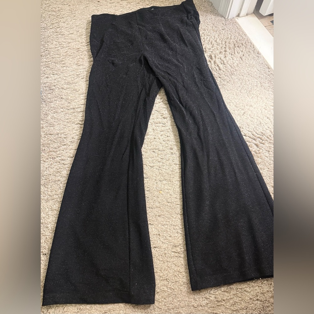 Torrid Black Glittery New Years Pull-On Flare Stretch Lurex Pants - size 1